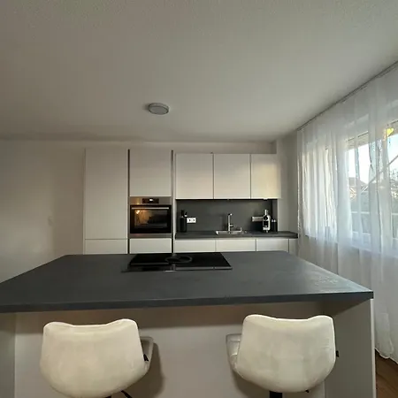 דירה Ferienwohnung / Im Eichengrund