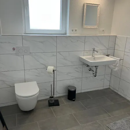 דירה Ferienwohnung / Im Eichengrund